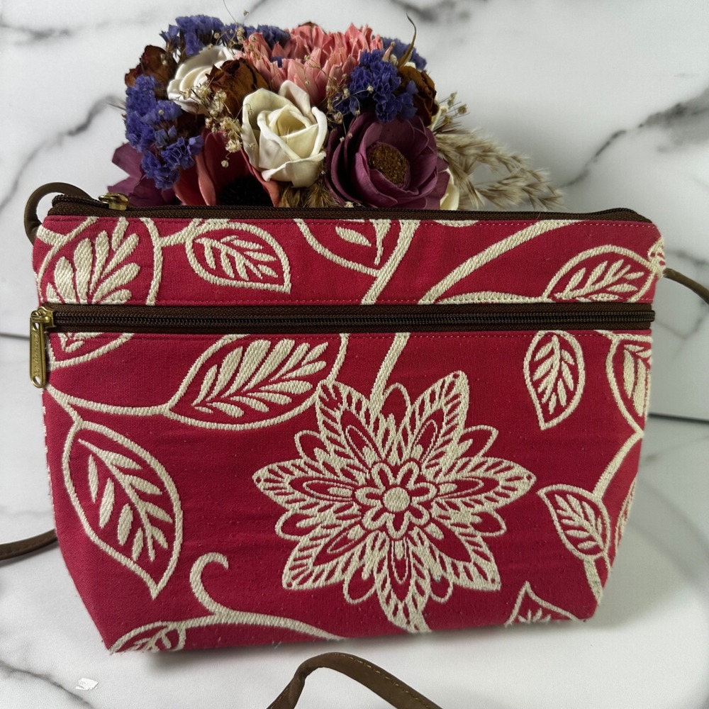 VTG Danny K Beverly Hills Floral Tapestry Crossbody Bag Purse Made in USA Maroon
